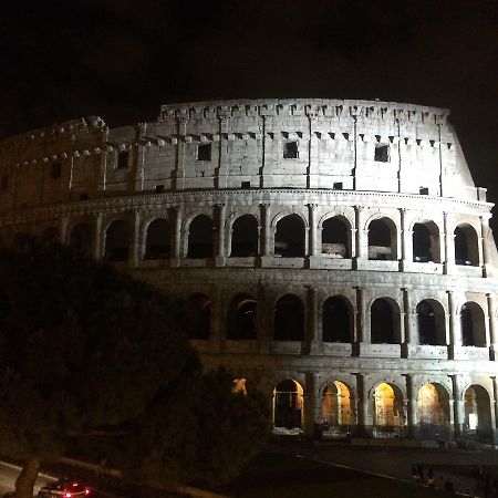 Alloggio Turistico Al Colosseo Roma Ngoại thất bức ảnh